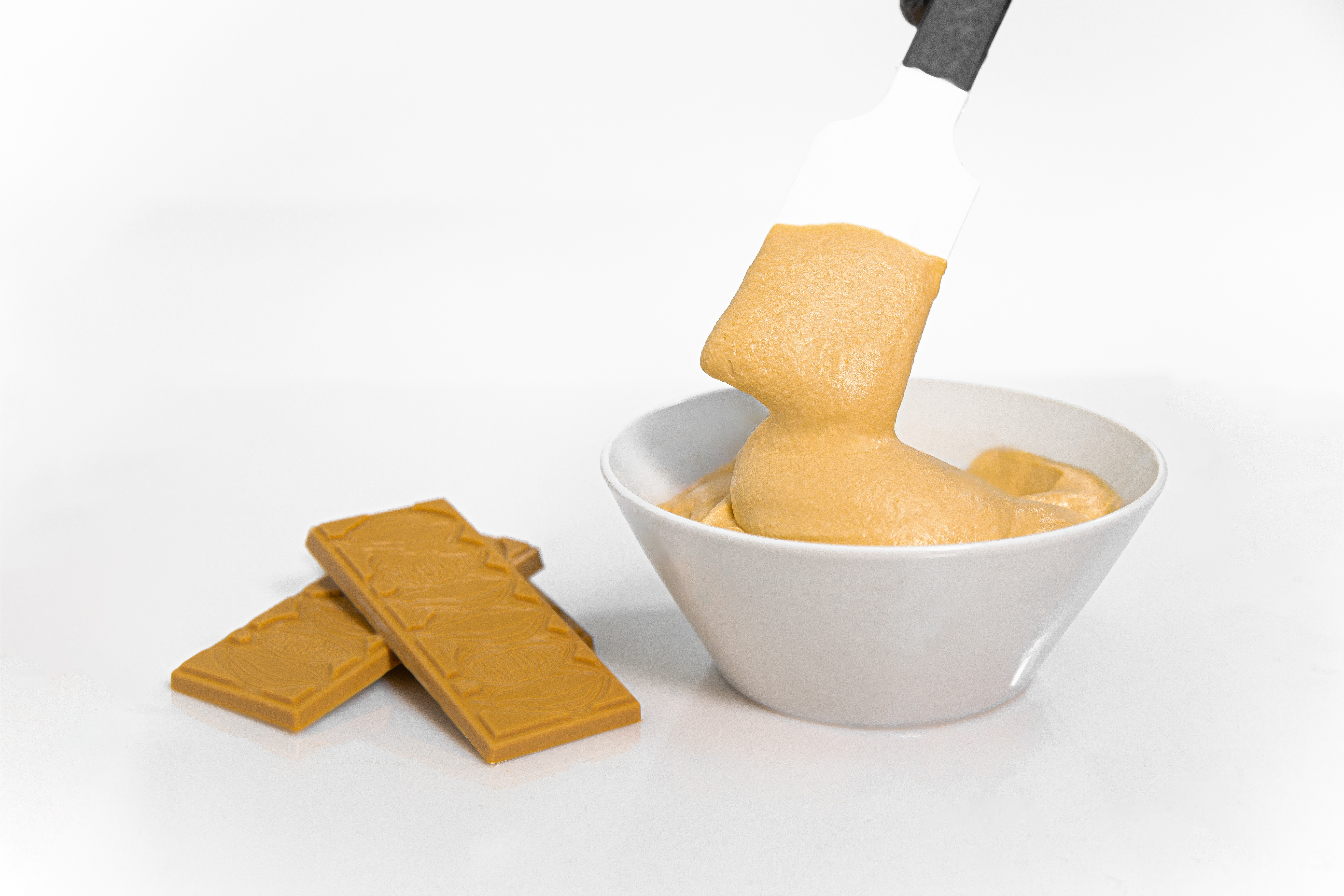 Mousse al cioccolato Caramel Oro con Lilly Neutro